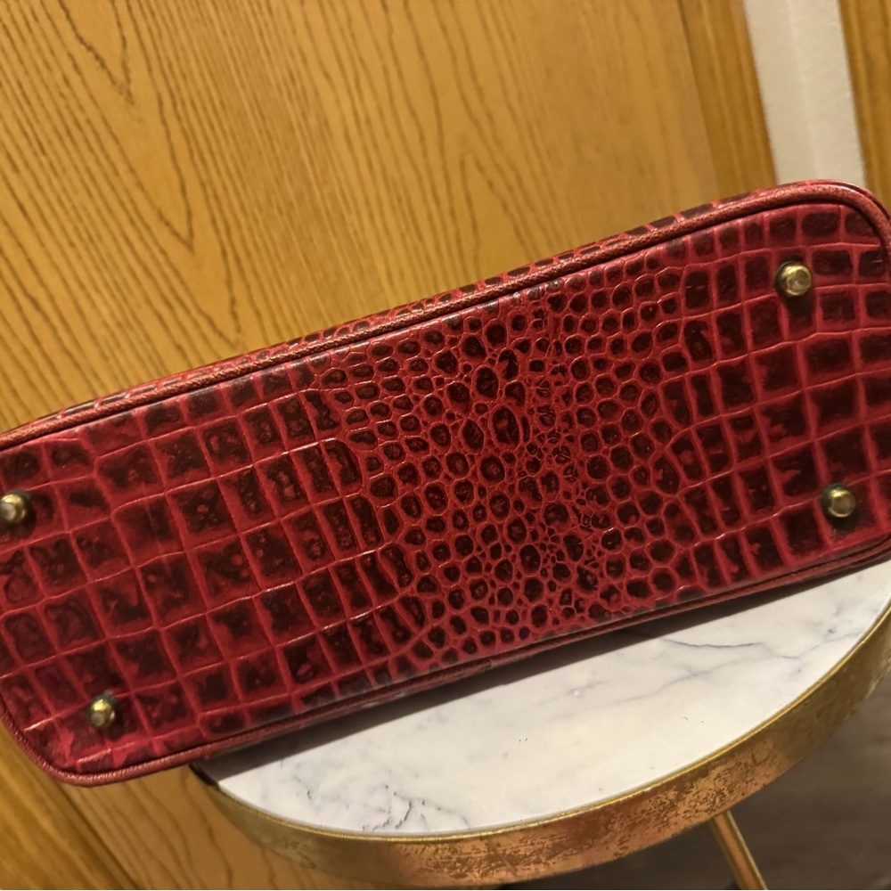 Chic Red Crocodile Pattern Cosmetic Bag - image 8